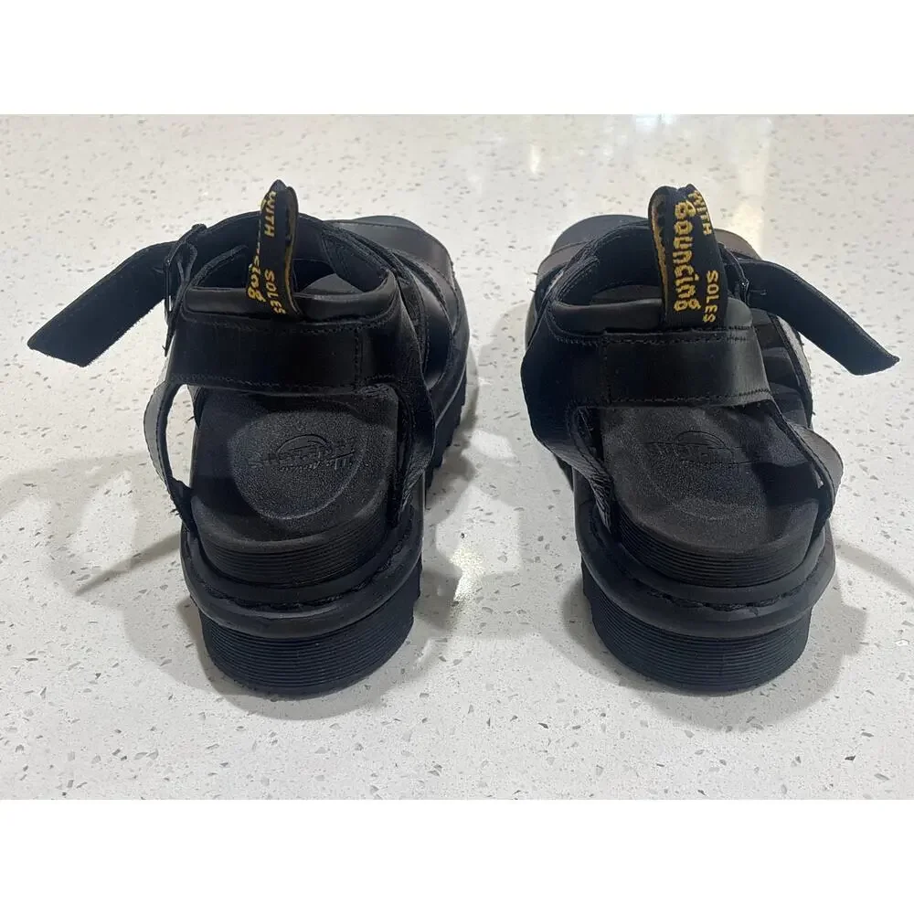 Women’s Sz 8 Dr Martens Sandals